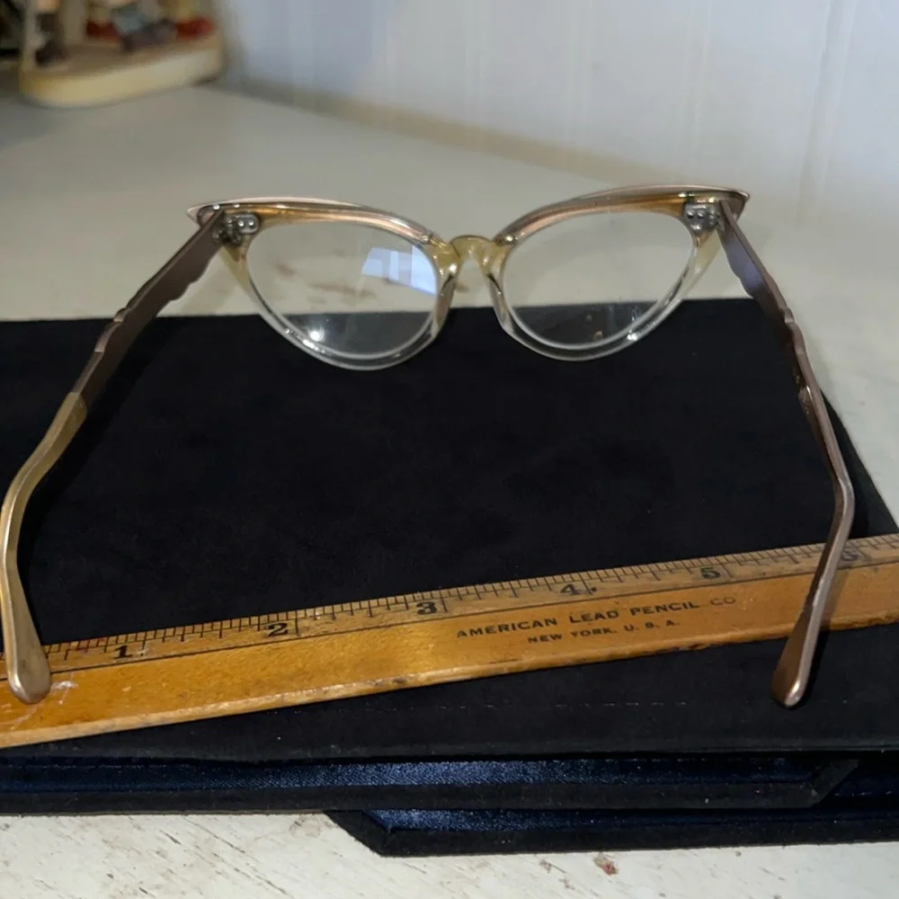 Vintage cat eye USA eyeglasses frames 44-18 5 1/4